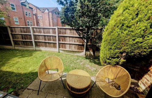 Detached House with Gated Parking in Whalley Range, Near Manchester City Centre - Foto 32