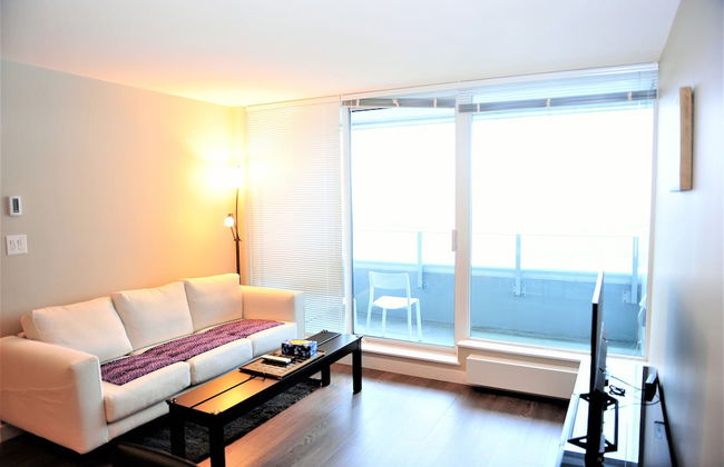 Brand New 1bdr 1den Condo in Vancouver - Photo 10
