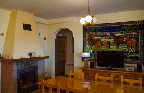 Holiday Home Gemütliches Haus in Anlage mit Schwimmbad in Válor by Interhome - Foto 34