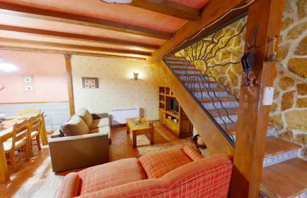 GREDOS RURALRUT cerca del CASTAÑAR de El Tiemblo, Reserva Natural VALLE DE IRUELAS, alojamiento acogedor con cabina hidromasaje, chimenea eléctrica, calefacción, wifi, cocina - Photo 19