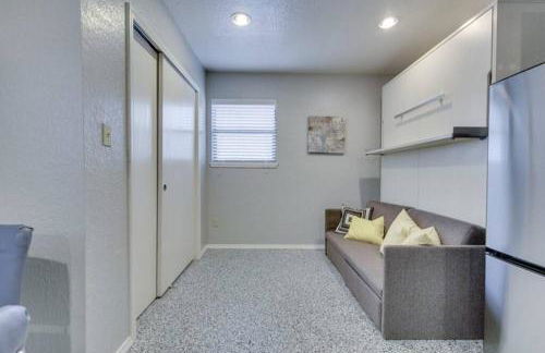 Near to OUHSC Hospitals-Garage Studio - Photo 67