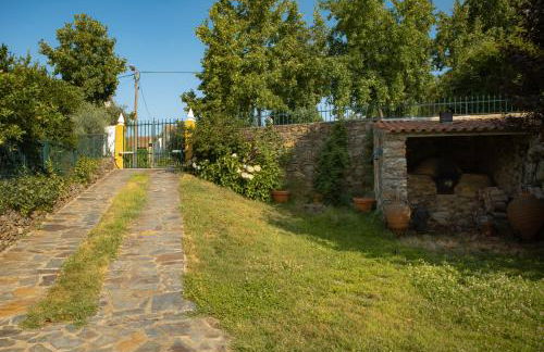 A Sobreirinha Jacuzzi e Pet Friendly - Foto 42