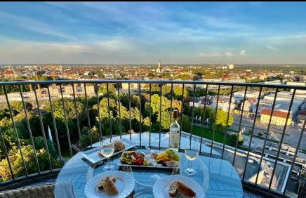 SUITE-XXI City View Hotelturm Augsburg - Foto 12