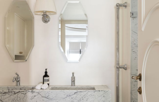 HIGHSTAY - Luxury Serviced Apartments - Place des Victoires - Photo 30