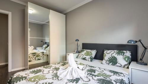 Cerca Warner Park - Apartamento PALACIO ARANJUEZ - Foto 4, towels, wardrobe