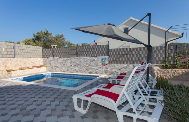 Elegant Oasis Vinisce Villa With Pool - Foto 17