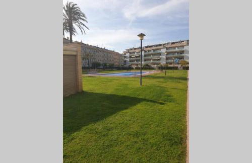 Apartamento para 5 personas frente al mar con piscina y parking - Foto 42