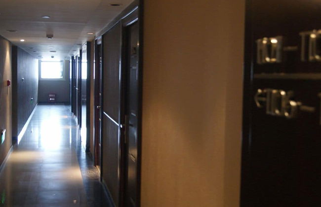 Nanjing Kaibin Apartment-Xinjiekou Kairun Branch - Photo 32