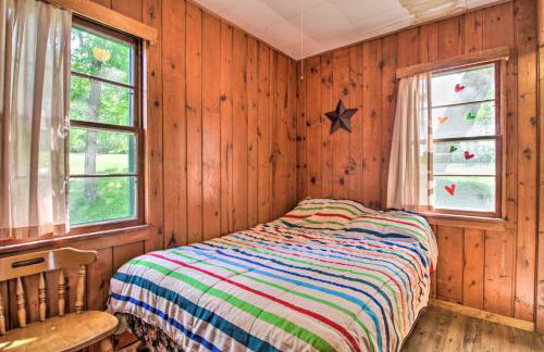 Lake Retreat with Dock, Deck and BBQ, BYO Boat! - Foto 11