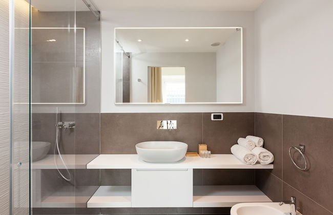 easyhomes - Duomo Suites & Apartments - Photo 31