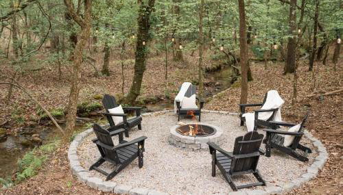 Modern Cabin with Luxury Gym, Firepit + Game Room! - Foto 2