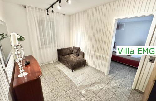 Ferienhaus Villa EMG Gelsenkirchen nah Essen Dortmund mit Pool und Garten für Familien Gruppen bis 21 Personen - Foto 12