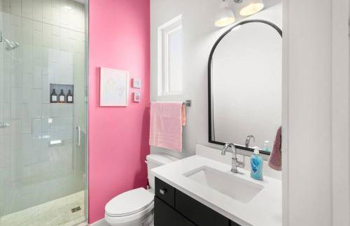 Ultimate Bach 10min to DT IG Walls Every Room - Foto 57