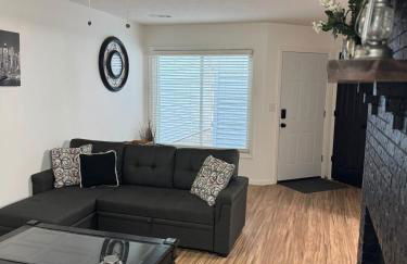 Contemporary Cutie - Foto 2