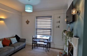 Unique Exmouth Family Holiday Home Close to Beach & Town - Photo 13