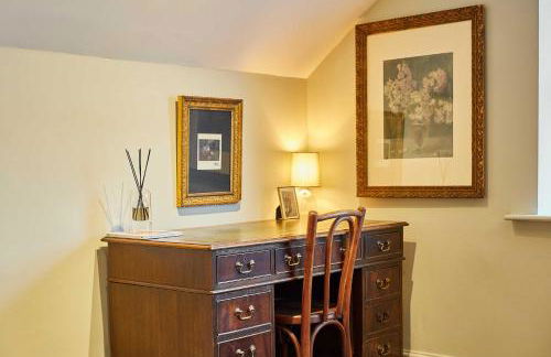 Host & Stay - The Rooftop Gallery - Photo 19