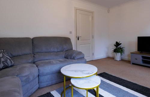 Spacious 4-Bedroom House in Aylesbury Ideal for Contractors Professionals or Larger Families - Foto 20