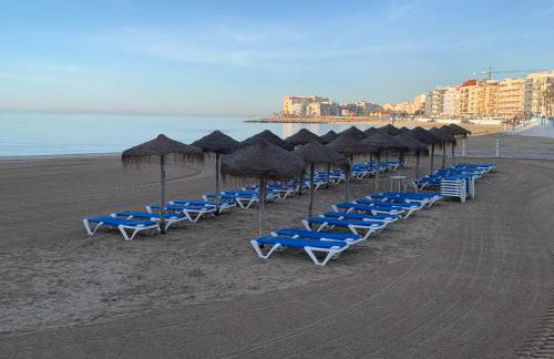 Comfortable Spacious Family House, Large Terrace and Garden, Beach and Bars - Photo 67