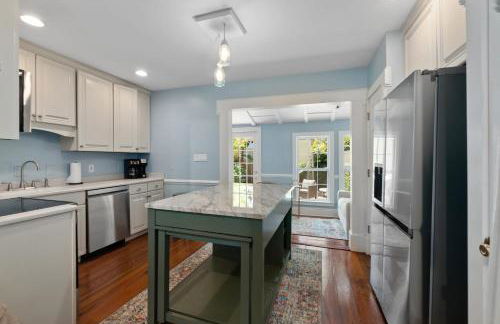 Casa Amarillo l Steps to Historic District - Photo 13