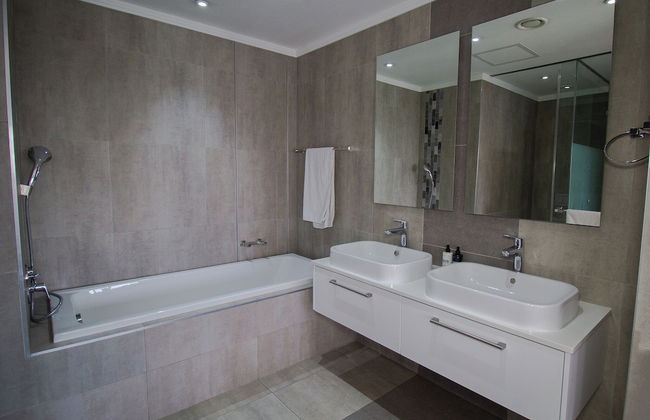 Sandton Smart Apartment Twelve - Photo 19