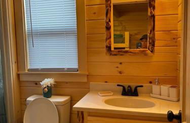 Get-away Cabin in Surf City w Loft and Parking - Foto 7