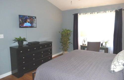 FABULOUS New Decor, Near Dis, Fireplace, Star Wars Children's BR, Next To Pool, LOW rates! - Foto 37