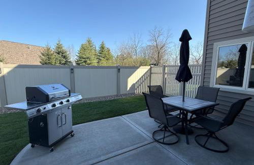 Pet Friendly Fully Furnished 1-Bedroom Oasis - Foto 4