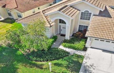 Altaira - Top Location Lake View Pool Spa4 Bed - Photo 7