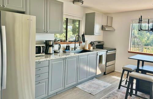 Water Views - Wood Stove - Quiet & Private Stay - Foto 27