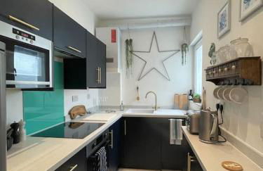 Top Deck - Fresh, stylish seaside apartment - Foto 5