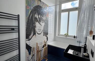 NewCityHome - Chemnitz - 2 Zi - Design Apartment Naomi - Kaßberg - Private Parking - Foto 14