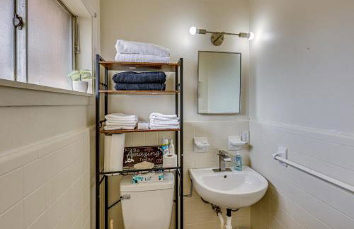 Easy University Access! Charming Home in Grambling - Foto 20