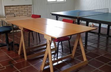 CASA FULL, CENTRO, 130m quadrados, 9 Pessoas, Wi-Fi, 3 Qtos, Churrasqueira e Apetrechos, Cozinha-Sala Integrados, 2 Banheiros, Varanda e Jardim, Garagem Coberta, Estac Interno 3 Carros, Lareira de Alta Performance e Fogão de Ferro, Área nos Fundos - Foto 34