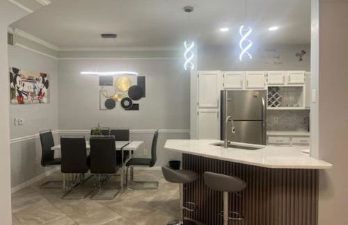 Magical Apartment DisneyFree ShuttleFree parking - Foto 42