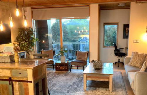 One Mississippi Ave - Adventures in Portland! - Photo 3