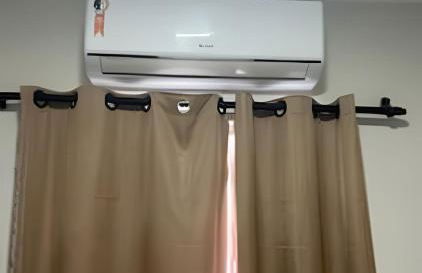 Próx. ao shopping, para 10 pessoas, ar condicionado e garagem APT B - Foto 12