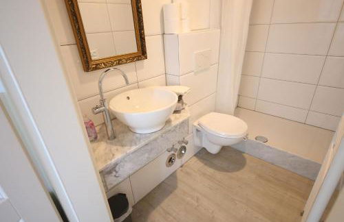 a-domo Apartments Oberhausen - Studio Apartments & Flats - short or longterm - single or grouptravel - Foto 132