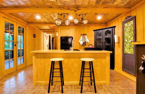 Meadow Retreat - Hot Tub, Fire Pit & Games - Photo 25