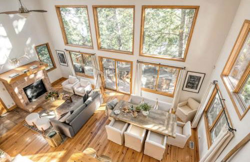 Reduced Nightly Rates! Park City Cabin, Hot Tub, Fire Pit - Sleeps 14 - Photo 4