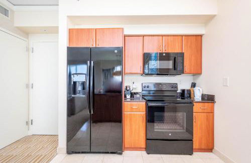 TRUMP INTERNATIONAL BEACH RESORT 2 BEDROOM APARTMENT 1600 Sf Ocean and Bay View - Foto 11