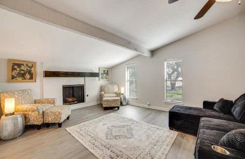 DFW Home Base! Quiet Suburb Stay with Yard - Foto 4