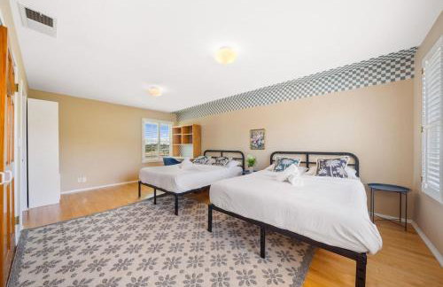 Beverly Hills 6BR Haven w Pool Hot Tub - Foto 24