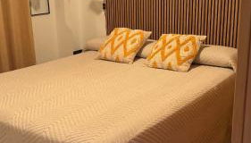 Garbí Beachfront Apartament - Primera línea con vistas al Mar Mediterraneo - Foto 4