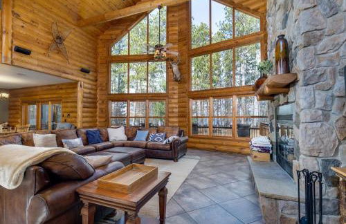 Luxurious Cabin on Castle Rock Lake! Sleeps up to 20! - Foto 1