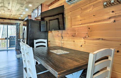 10 Mi to Drive-In Lakefront Trenton Cabin! - Foto 7