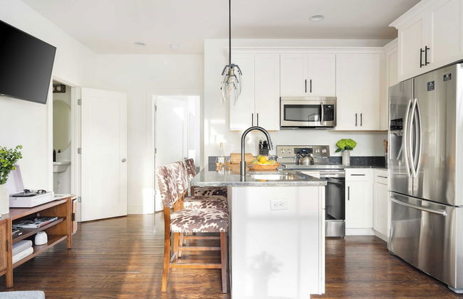 Hart Suite Buyout 1 by Avantstay Two Town House Buyout w/ Modern Amenities in Nashville! - Foto 6