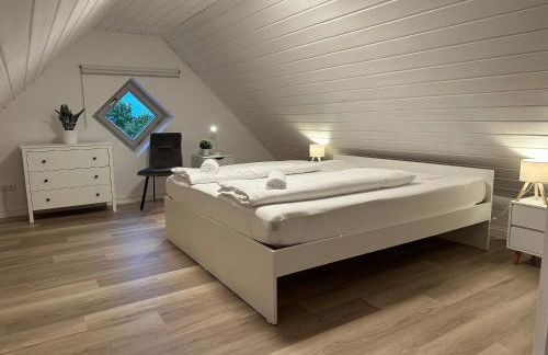 Grand Suite - Perfekt für 6-8! Parken Flughafen - Foto 15