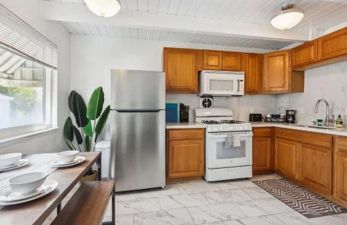 UC Proximity - Cozy City Stay - Free Parking Spot - Photo 17