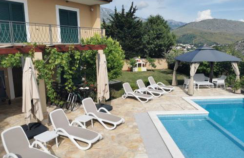 Villa MATER - luxuriously equipped villa with a 15m long swimming pool - Photo 3