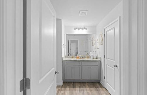 Beautiful New Townhome 25 mins from Metro Atlanta - Foto 15